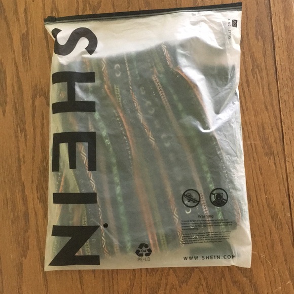 Shein Elastic Waist Tribal Print Pants - Picture 7 of 8